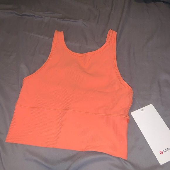 LULULEMON POWER PIVOT TANK - Picture 2 of 5